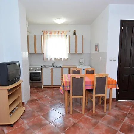 Fuer 4 Personen Ca 35 Qm In Fazana, Istrien Istrische Riviera Valbandon