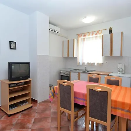 Fuer 4 Personen Ca 35 Qm In Fazana, Istrien Istrische Riviera *
